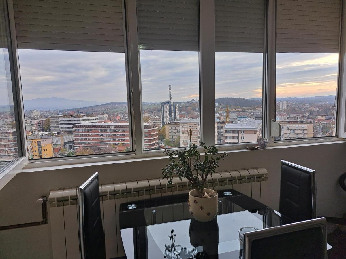 Apartman Sa Panoramom Kruševac Exteriör bild