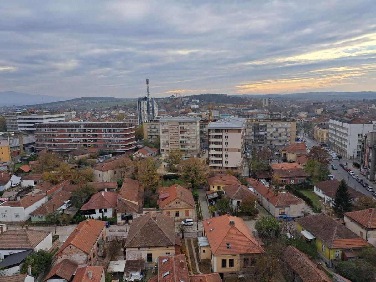 Apartman Sa Panoramom Kruševac Exteriör bild